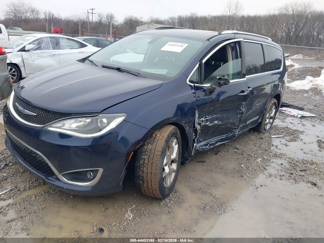Продажа на аукционе авто 2018 Chrysler Pacifica Limited, vin: 2C4RC1GG7JR274150, номер лота: 44403168