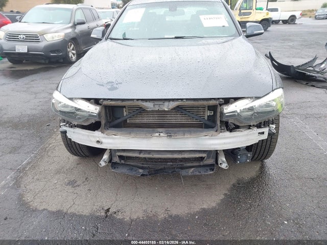 44403185 :رقم المزاد ، WBA8E1C30HA158731 vin ، 2017 Bmw 330e Iperformance مزاد بيع