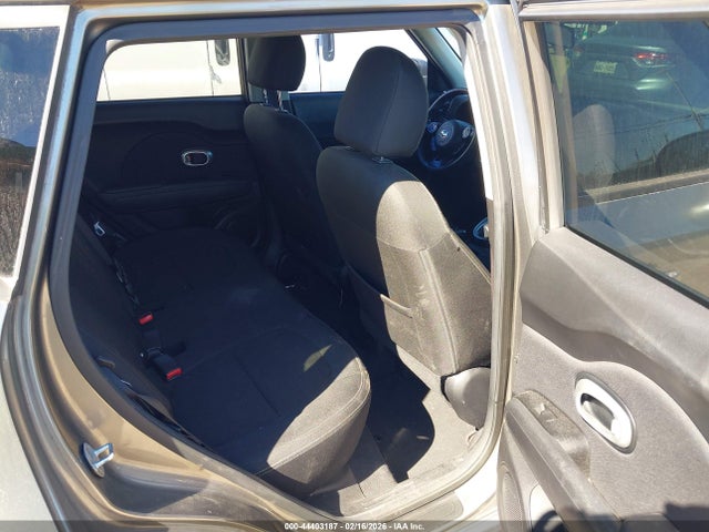 KIA SOUL + 2015 KNDJP3A54F7141942 Image 8