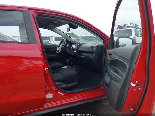 ML32AUHJ4MH006260 Mitsubishi Mirage Carbonite Edition/es/le