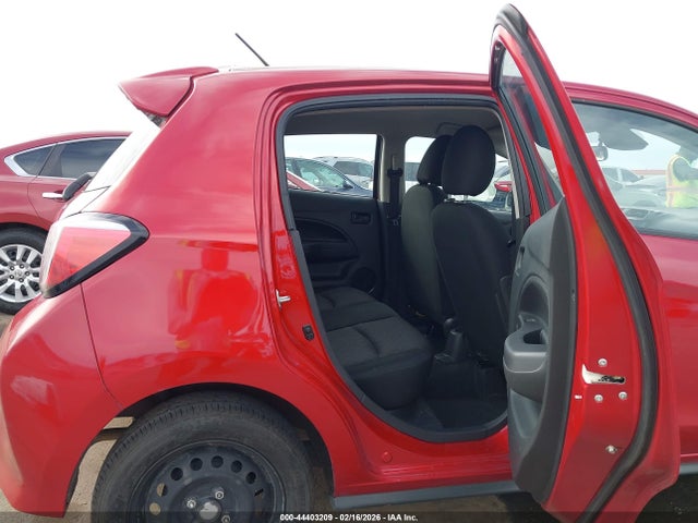 ML32AUHJ4MH006260 Mitsubishi Mirage Carbonite Edition/es/le