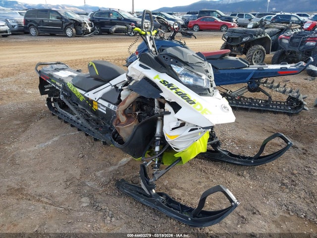2018 2BPSVCJB1JV000020 main image