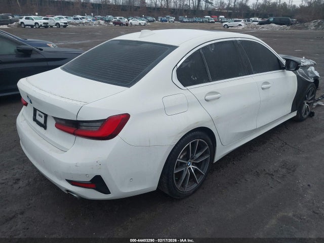 2021 BMW 330I 3MW5R1J0XM8C05723 Photo 3