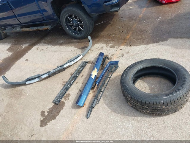 44403295 :رقم المزاد ، 3GCUKRECXHG509751 vin ، 2017 Chevrolet Silverado 1500 2lt مزاد بيع
