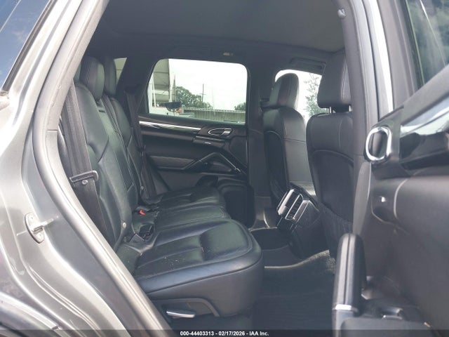 2018 PORSCHE CAYENNE WP1AA2A26JKA04569 Photo 7