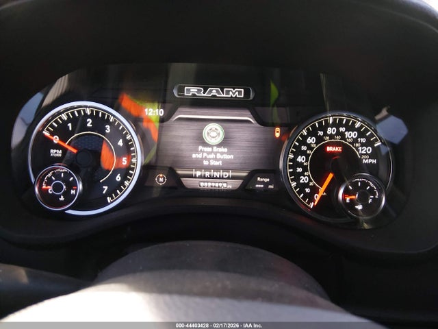 1C6SRFJT6MN546683 RAM 1500 Laramie 4x4 5&#039;7 Box