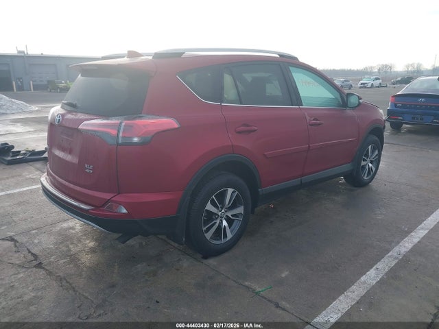 2T3RFREV1JW750521 Toyota Rav4 Xle