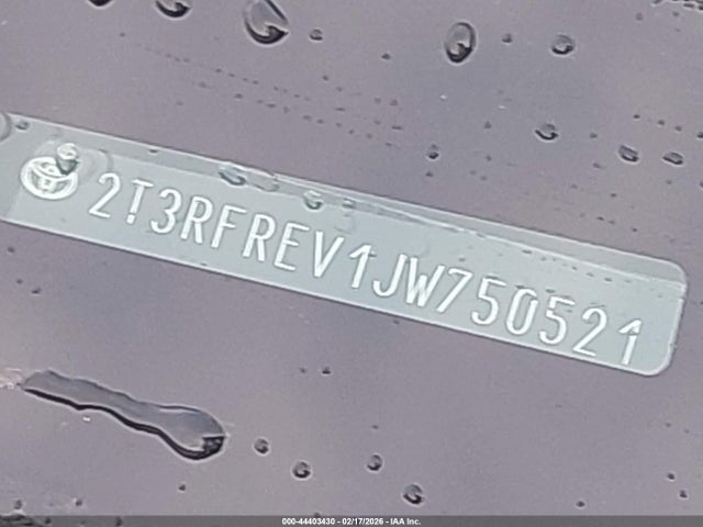 2T3RFREV1JW750521 Toyota Rav4 Xle