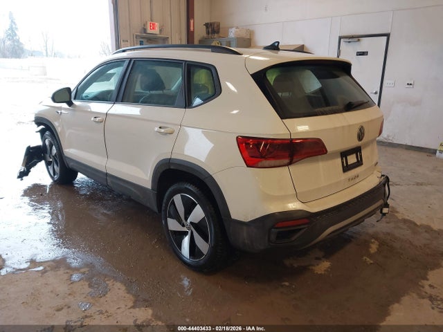2024 VOLKSWAGEN TAOS 3VV8X7B20RM071555 Photo 2