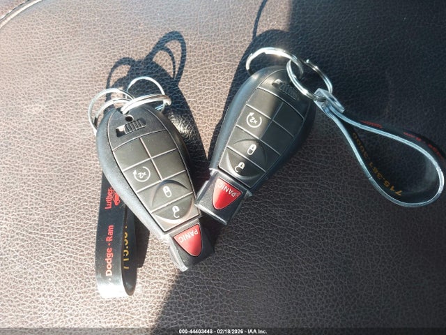 44403448 :رقم المزاد ، 1C6RR7GTXMS502134 vin ، 2021 Ram 1500 Classic Warlock  4x4 6'4 Box مزاد بيع