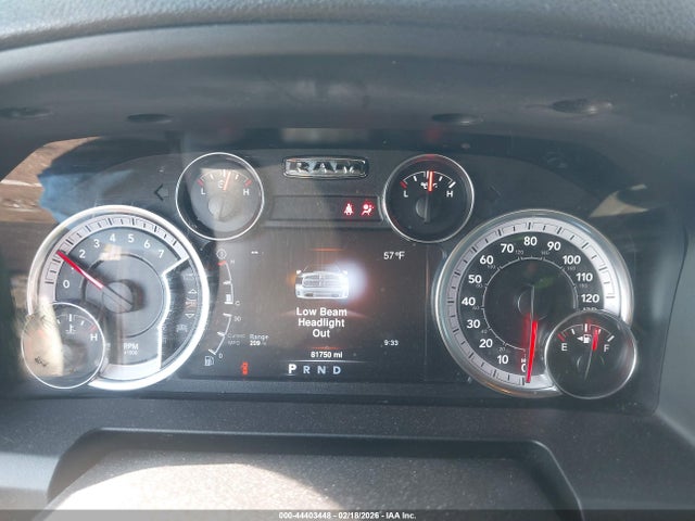 44403448 :رقم المزاد ، 1C6RR7GTXMS502134 vin ، 2021 Ram 1500 Classic Warlock  4x4 6'4 Box مزاد بيع