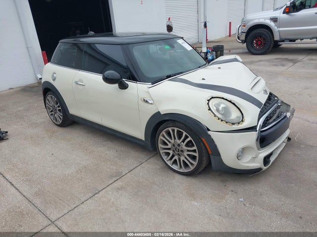 2015 MINI HARDTOP WMWXP7C53F2A60765 Photo 0
