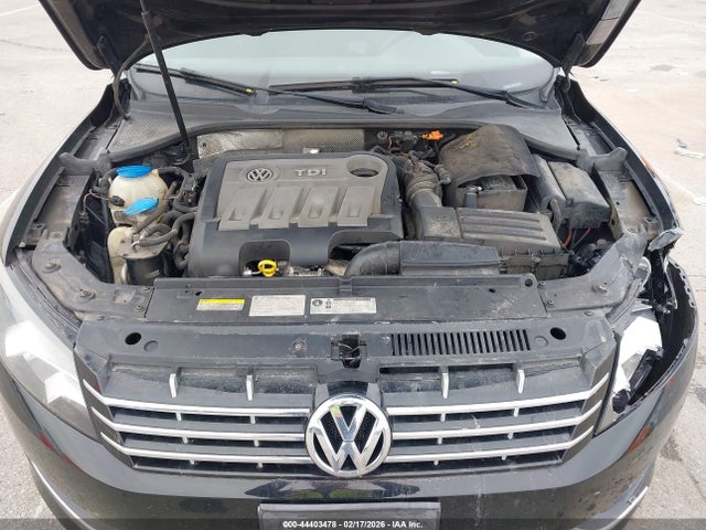 2014 Volkswagen Passat 2.0l Tdi Sel Premium მანქანა იყიდება აუქციონზე, vin: 1VWCN7A30EC110369, აუქციონის ნომერი: 44403478
