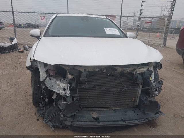 4T1C11AKXMU449485 Toyota CAMRY LE