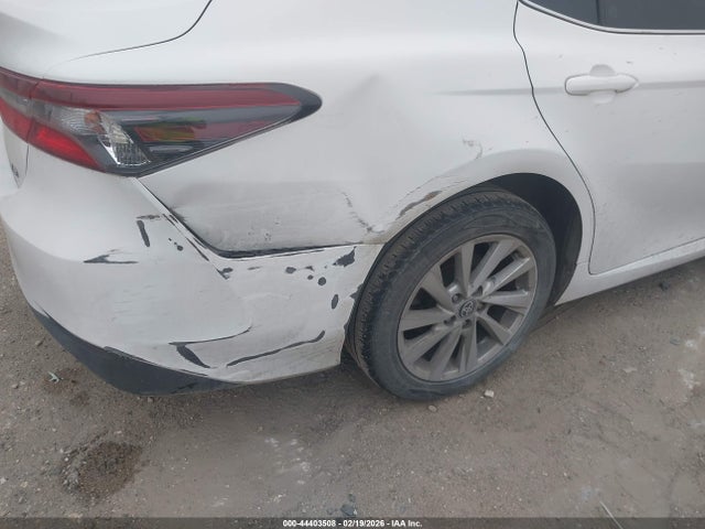 4T1C11AKXMU449485 Toyota CAMRY LE