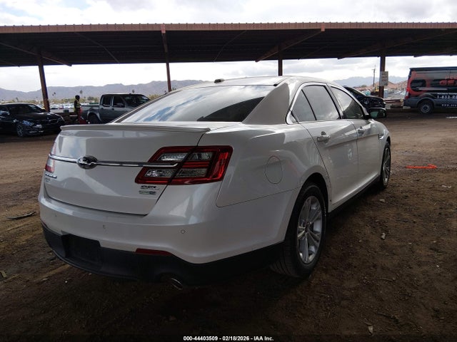 1FAHP2H8XFG207652 Ford TAURUS SEL