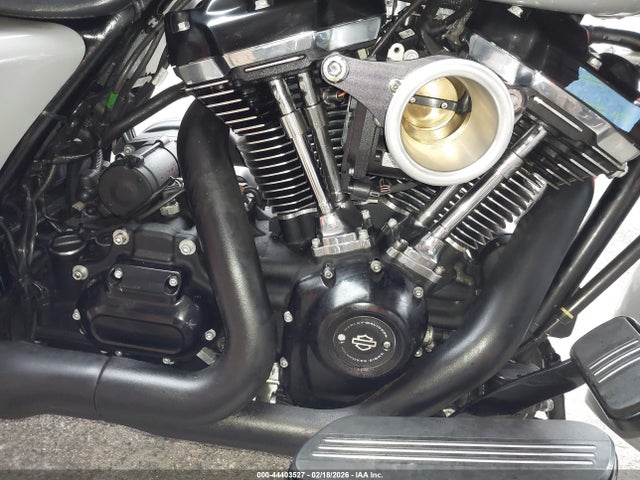 1HD1KVP14SB641412 Harley-Davidson FLHRXS