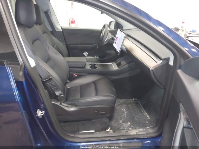 2022 TESLA MODEL Y 7SAYGDEE1NF313449 Photo 4