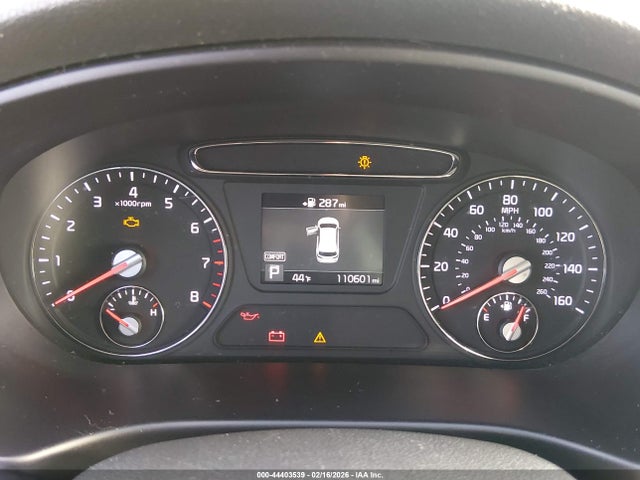 5XYPGDA58KG454778 KIA Sorento 3.3l Lx