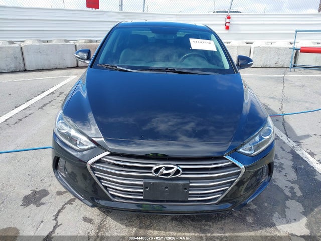 KMHD84LFXHU332870 Hyundai Elantra Limited