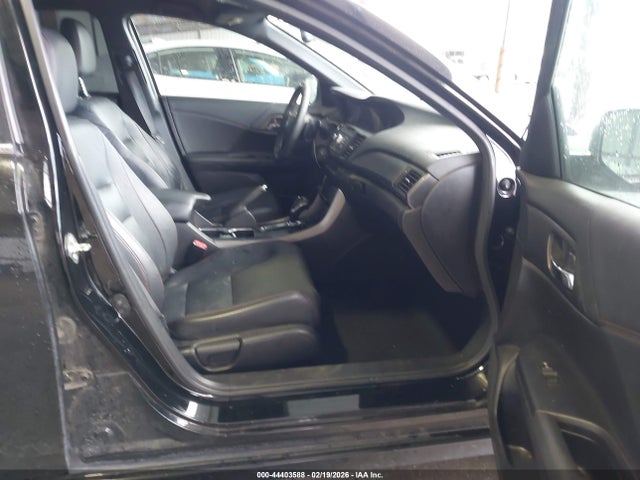 1HGCR2F19HA250486 Honda Accord Sport Se