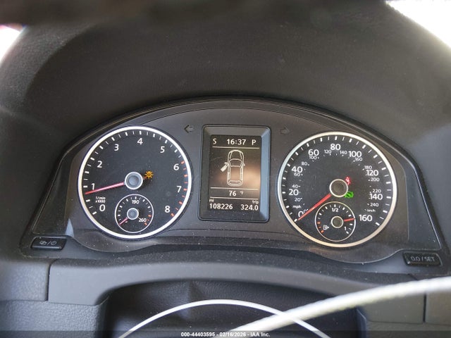 2016 VOLKSWAGEN TIGUAN WVGAV7AX7GW064226 Photo 6