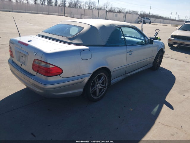 Продаж на аукціоні авто 2001 Mercedes-benz Clk 430, vin: WDBLK70G11T073423, номер лоту: 44403597