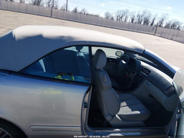 Продаж на аукціоні авто 2001 Mercedes-benz Clk 430, vin: WDBLK70G11T073423, номер лоту: 44403597