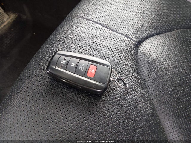 Toyota Highlander Platinum 2022 5TDFZRBH2NS196244 Image 11