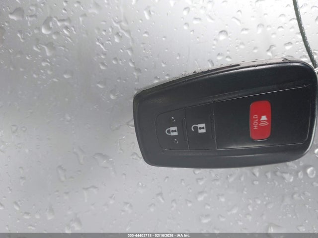 JTDKBRFU0J3082846 Toyota Prius One