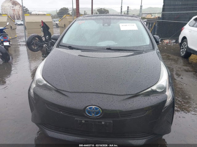 JTDKBRFU0J3082846 Toyota Prius One