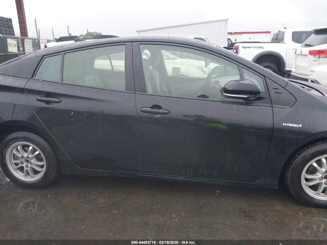 JTDKBRFU0J3082846 Toyota Prius One