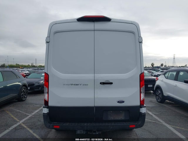 Ford Transit-250 Cargo Van 2020 1FTBR1C83LKB46438 Image 16