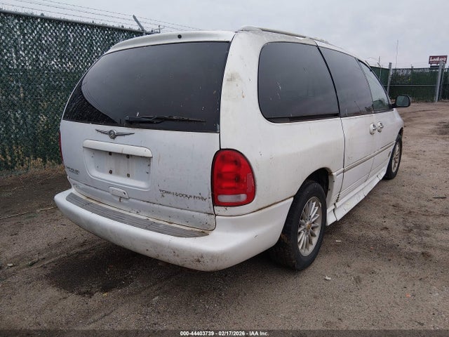 Aukcja sprzedaży 2000 Chrysler Town & Country Limited, vin: 1C4GP64L7YB696423, numer aukcji: 44403739