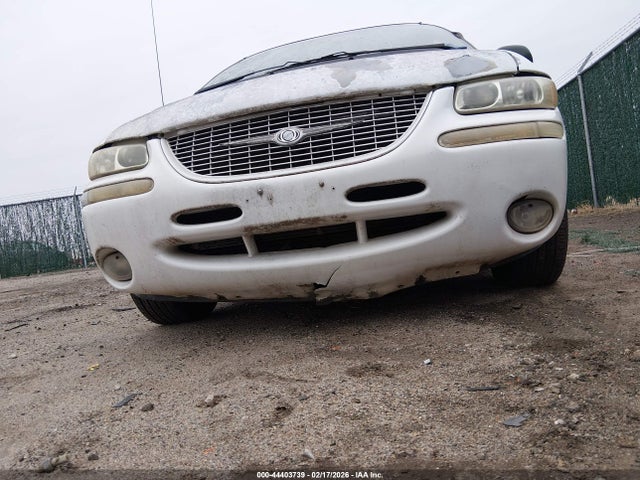 Aukcja sprzedaży 2000 Chrysler Town & Country Limited, vin: 1C4GP64L7YB696423, numer aukcji: 44403739
