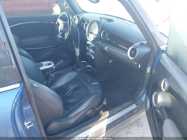 2008 MINI COOPER S WMWMF73598TT87056 Photo 4