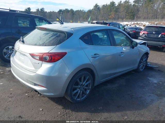 3MZBN1L38JM232654 Mazda Mazda3 Touring