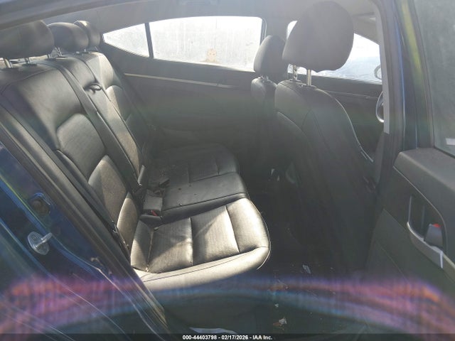 Hyundai Elantra Limited 2017 5NPD84LF6HH054872 Image 8