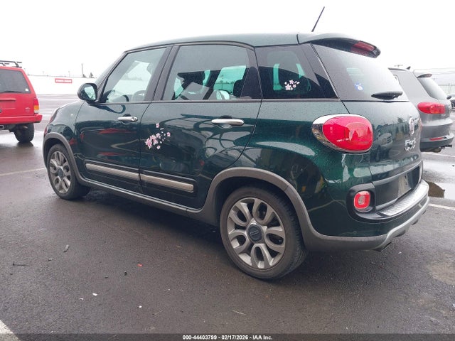 2014 FIAT 500L ZFBCFADH6EZ028991 Photo 2