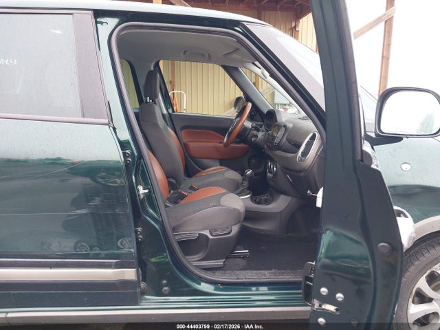 2014 FIAT 500L ZFBCFADH6EZ028991 Photo 4