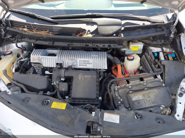 2015 Toyota Prius V Three მანქანა იყიდება აუქციონზე, vin: JTDZN3EU0FJ022119, აუქციონის ნომერი: 44403830