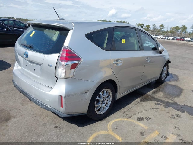 2015 Toyota Prius V Three მანქანა იყიდება აუქციონზე, vin: JTDZN3EU0FJ022119, აუქციონის ნომერი: 44403830