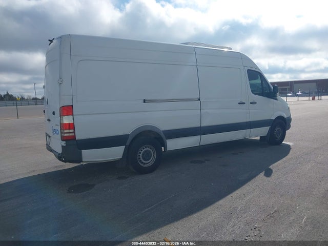 2017 MERCEDES-BENZ SPRINTER 2500 WD3PE8CD6HP533481 Photo 3