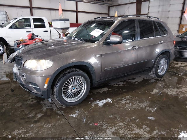 2011 BMW X5 5UXZV4C57BL400841 Photo 1