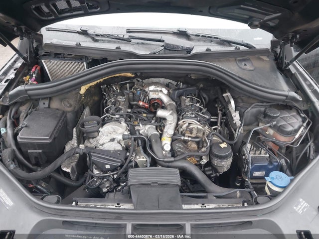 2015 MERCEDES-BENZ GL 350 BLUETEC 4JGDF2EE2FA496501 Photo 9