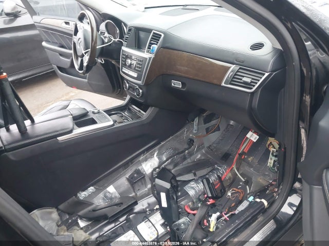 2015 MERCEDES-BENZ GL 350 BLUETEC 4JGDF2EE2FA496501 Photo 4