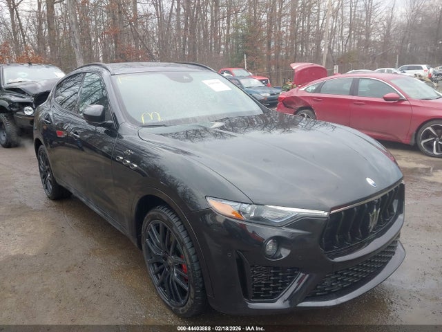 2022 MASERATI LEVANTE ZN661XUA7NX387632
