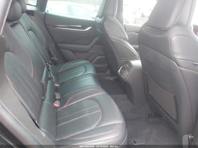 2022 MASERATI LEVANTE ZN661XUA7NX387632 Photo 7
