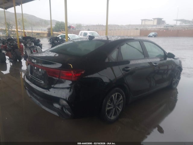 3KPF24AD6PE662616 KIA Forte Lxs