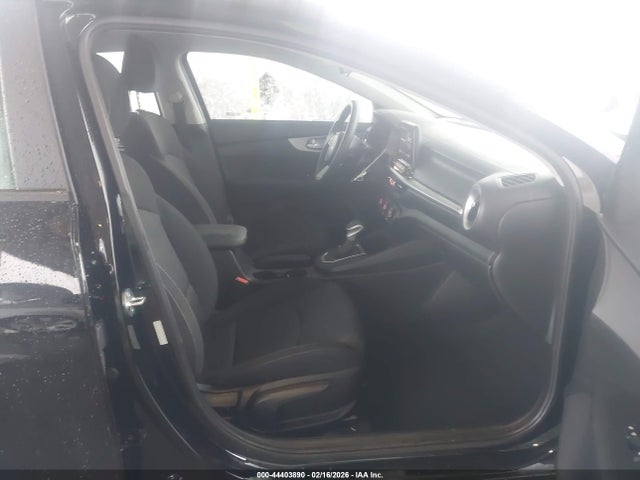 3KPF24AD6PE662616 KIA Forte Lxs